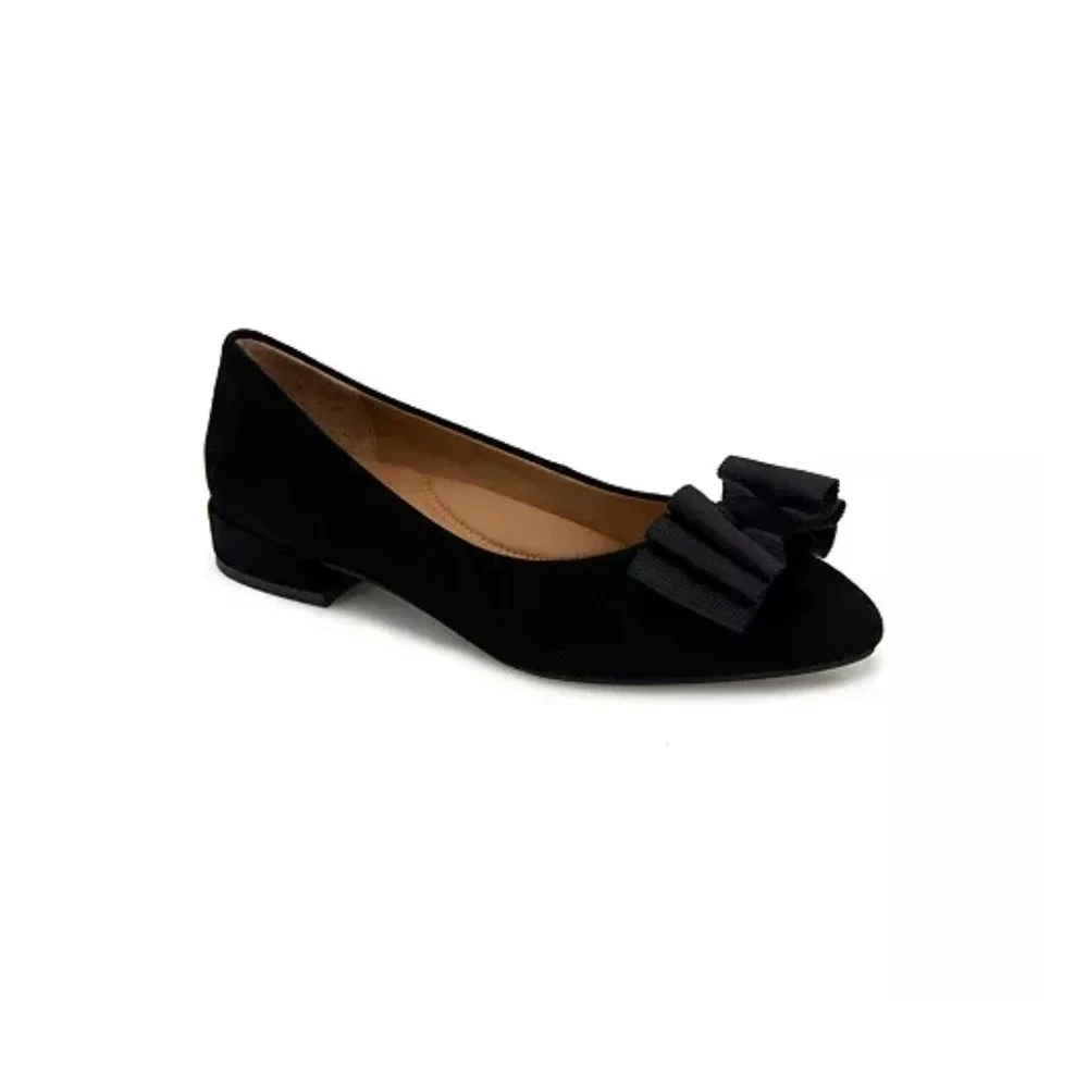 NEW! Gentle Souls Kenneth Cole Women's Atlas Flat Black Suede Bow‎ Size 5.5 $149